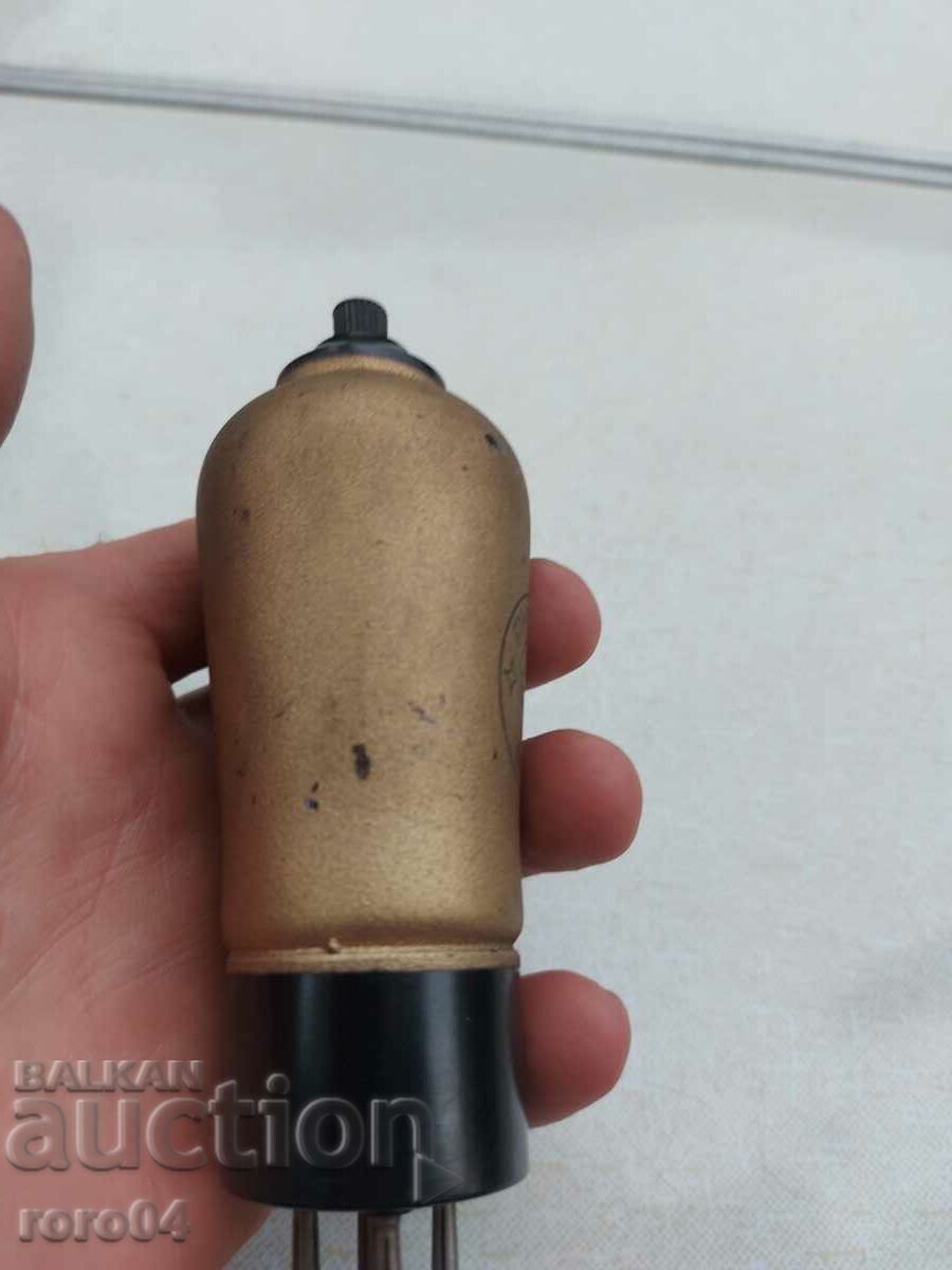 Auction RADIO LAMP PHILIPS C 442 Auction RADIO LAMP PHILIPS C 442