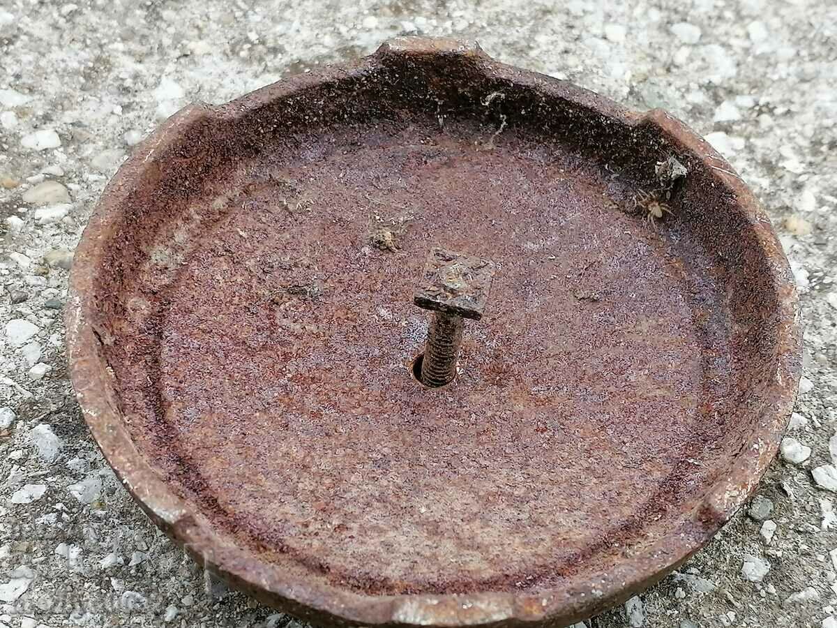 Cast iron emblem from an old German HAMONA stove - 5 Cast iron emblem from an old German HAMONA stove - 5