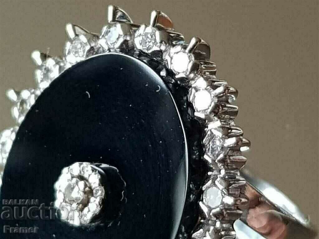 GOLD 18K DIAMONDS DIAMONDS ONYX RING WHITE GOLD with price 3300.00 BGN | € 1687.26 GOLD 18K DIAMONDS DIAMONDS ONYX RING WHITE GOLD with price 3300.00 BGN | € 1687.26