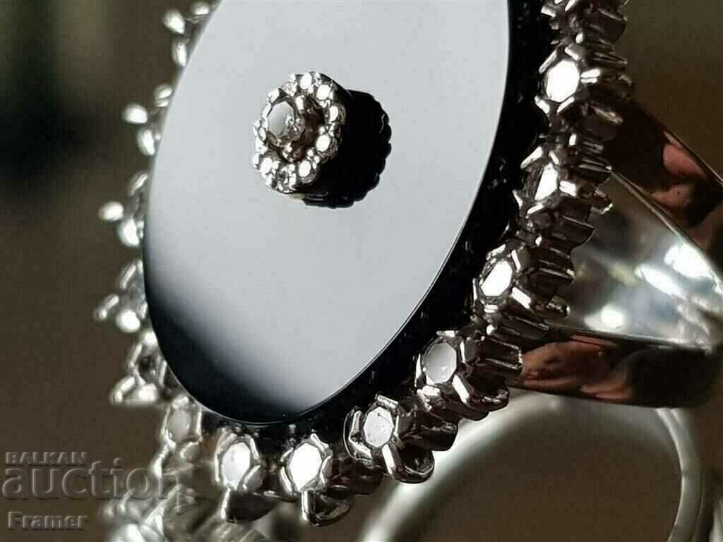 Auction GOLD 18K DIAMONDS DIAMONDS ONYX RING WHITE GOLD Auction GOLD 18K DIAMONDS DIAMONDS ONYX RING WHITE GOLD
