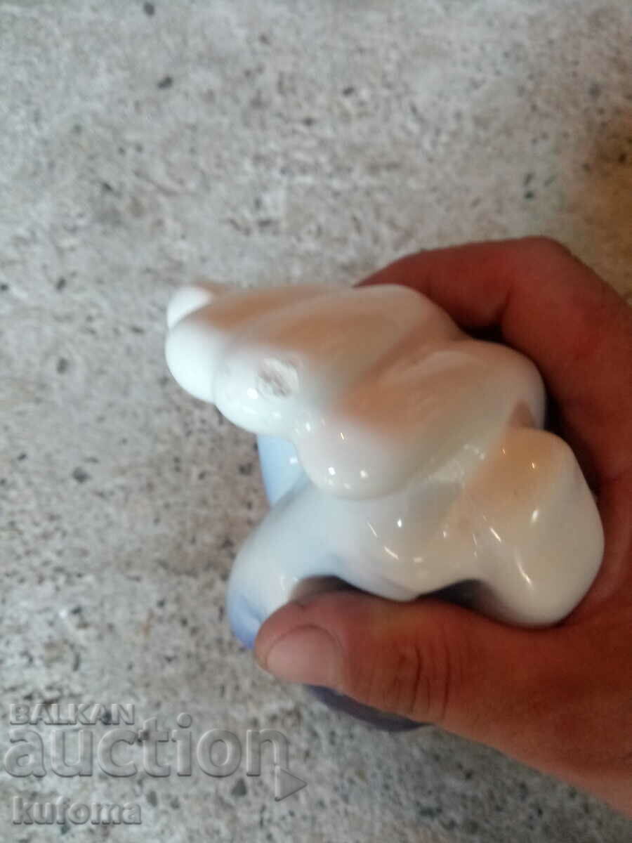 Аукцион Порцеланов сувенир Аукцион Порцеланов сувенир