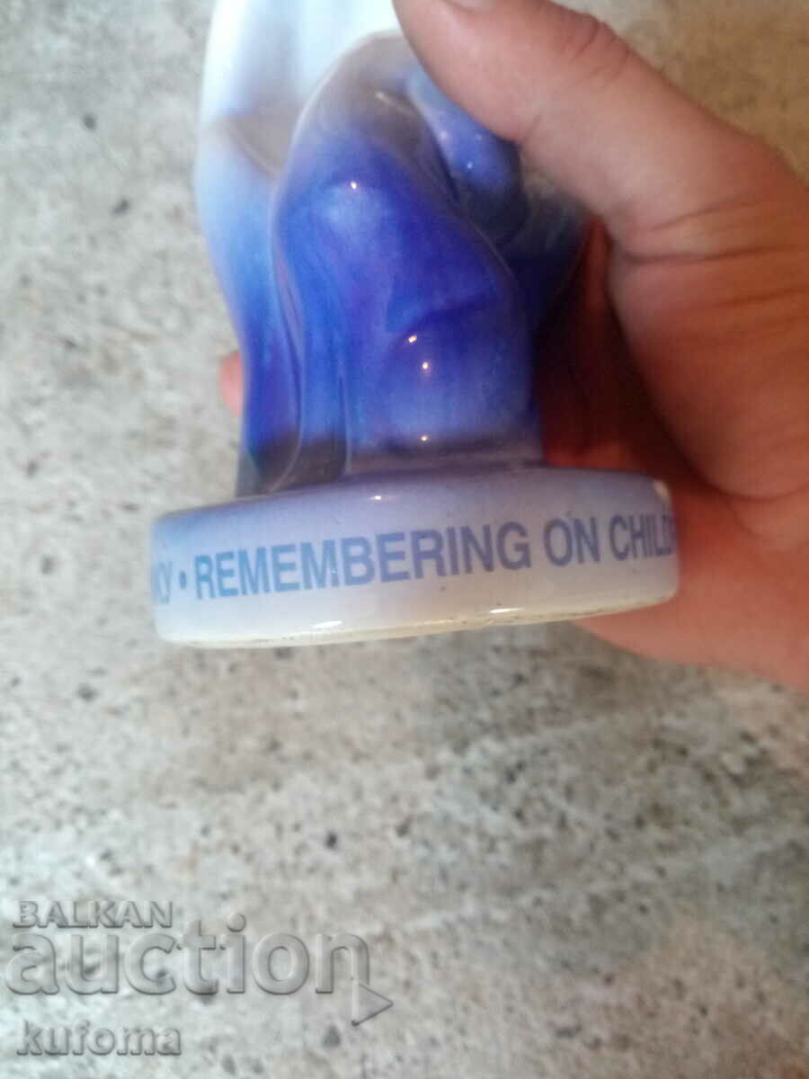 Доставка на Порцеланов сувенир Доставка на Порцеланов сувенир