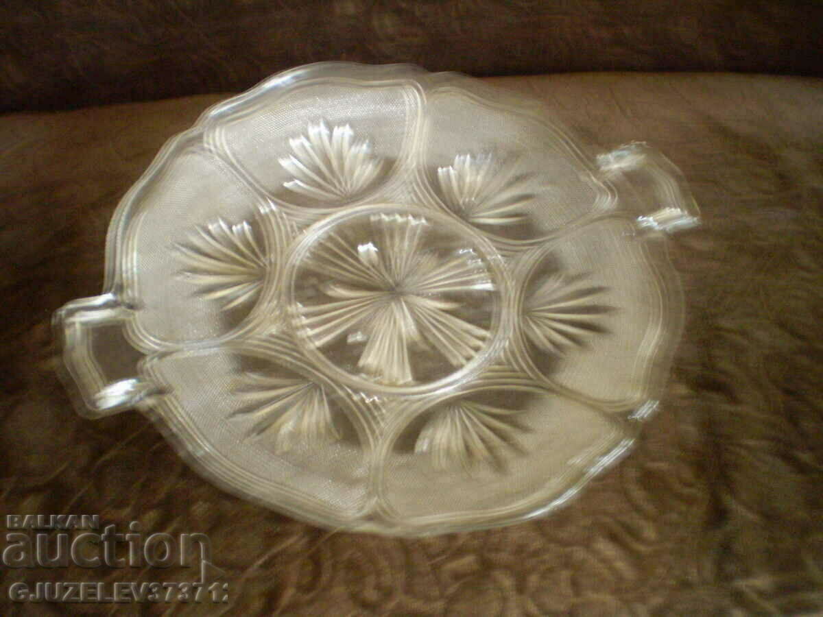 Delivery of Art Deco cake plate colorless transparent glass Delivery of Art Deco cake plate colorless transparent glass