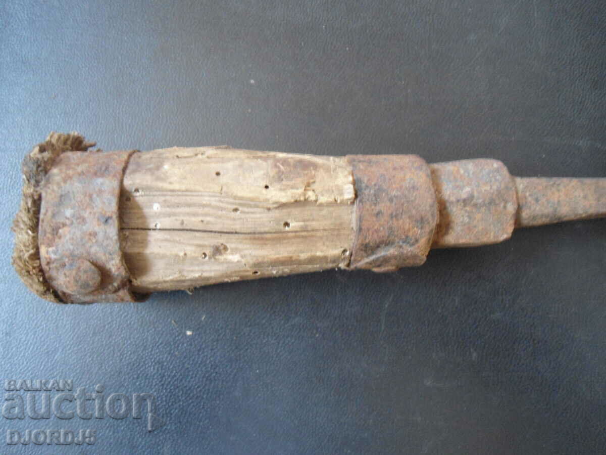 Delivery of Old chisel Delivery of Old chisel