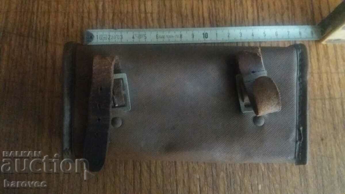 Toolbox with price 10.99 BGN | € 5.62 Toolbox with price 10.99 BGN | € 5.62