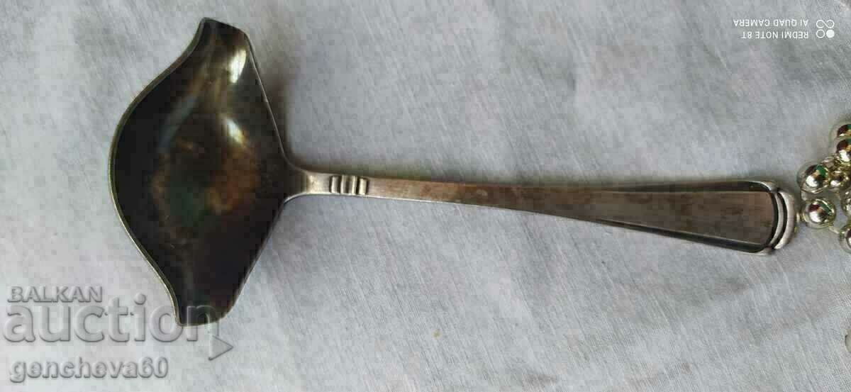 Vintage επάργυρη κουτάλα/ετικέτα σάλτσας με τιμή 12.00 BGN | € 6.14 Vintage επάργυρη κουτάλα/ετικέτα σάλτσας με τιμή 12.00 BGN | € 6.14