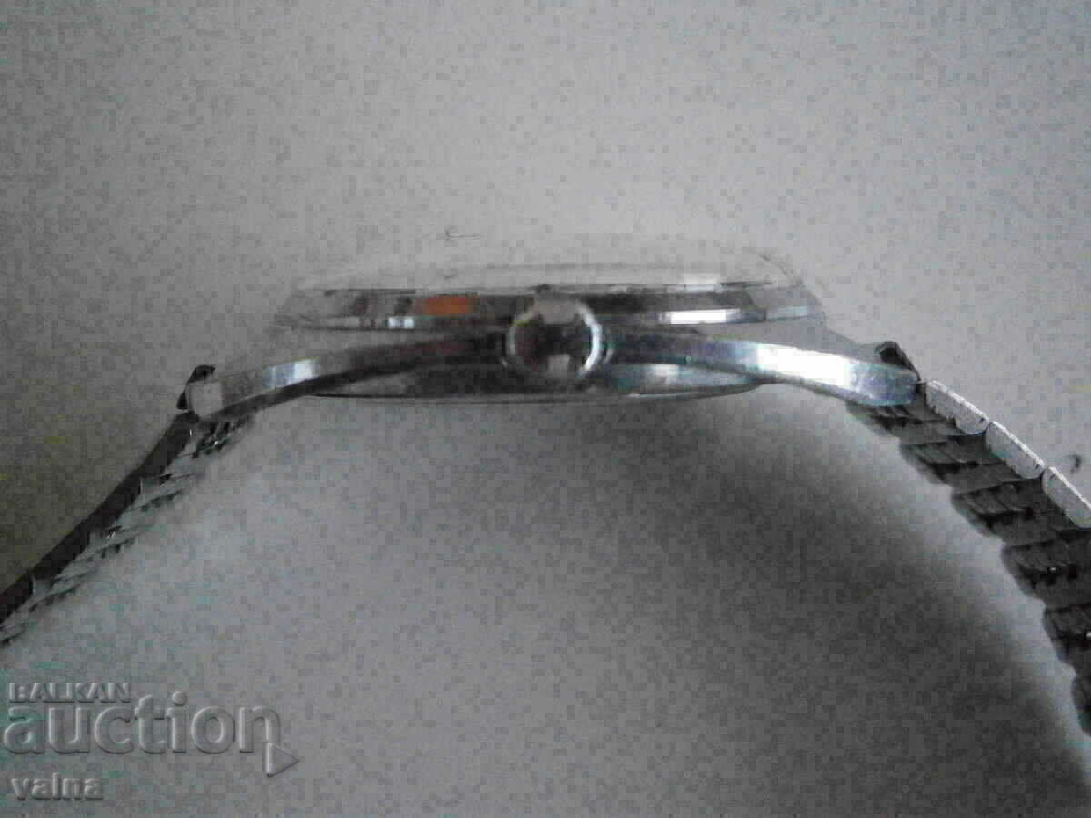 Auction WOSTOK, made in USSR-commander's machine; rare CB, like new! Auction WOSTOK, made in USSR-commander's machine; rare CB, like new!