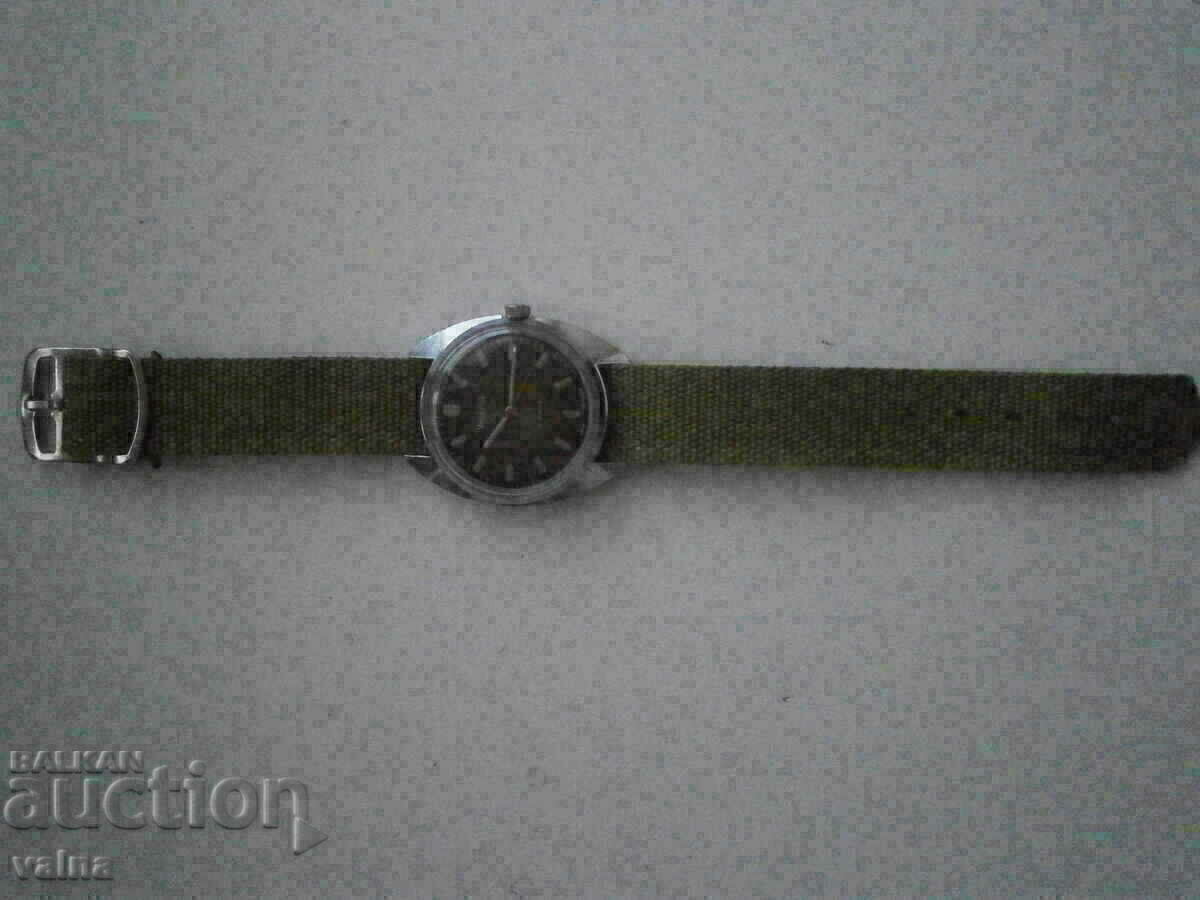 WOSTOK, made in USSR-commander's machine; rare CB, like new! - 7 WOSTOK, made in USSR-commander's machine; rare CB, like new! - 7