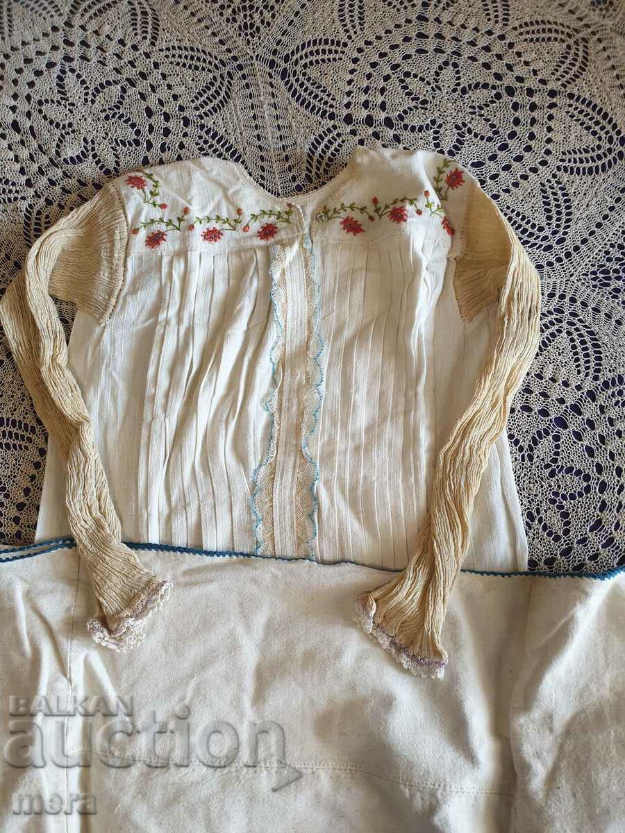 Authentic costume shirt with price 130.00 BGN | € 66.47 Authentic costume shirt with price 130.00 BGN | € 66.47