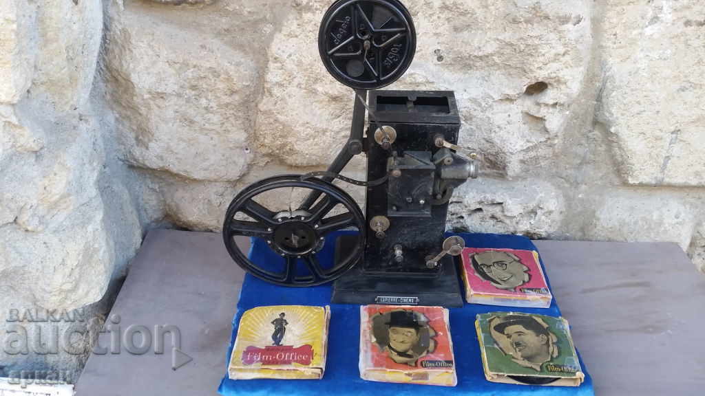 Old cinema projection apparatus - France - around 1930