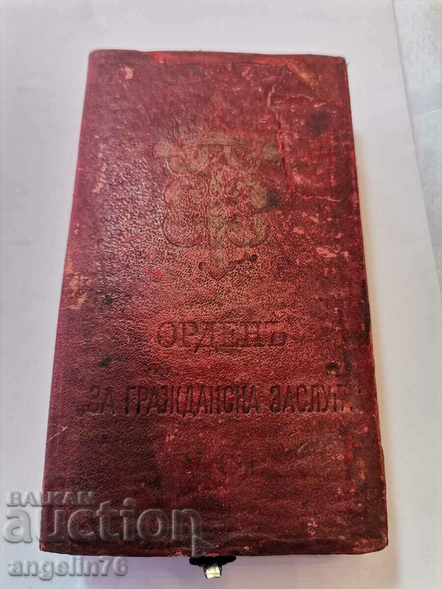 Auction Order of Civil Merit 5th degree Auction Order of Civil Merit 5th degree