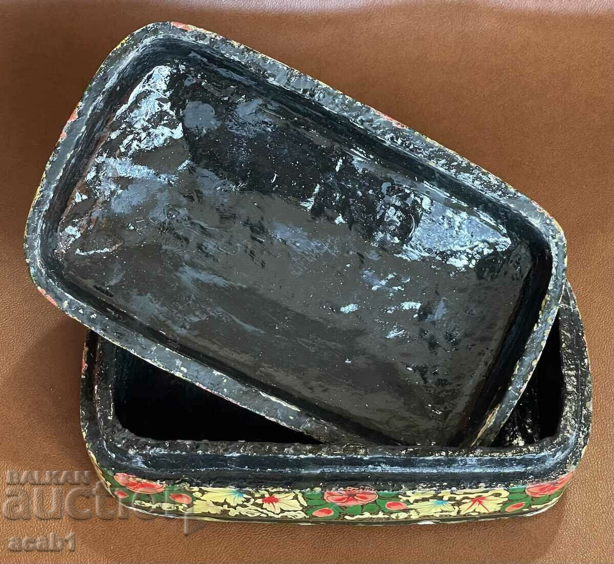 Old jewelry box from the 1940s with price 24.99 BGN | € 12.78 Old jewelry box from the 1940s with price 24.99 BGN | € 12.78