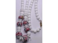 Порцеланов гердан