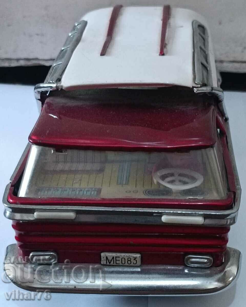 παλιό τουριστικό λεωφορείο από κασσίτερο με τιμή € 79.99 | 156.45 BGN