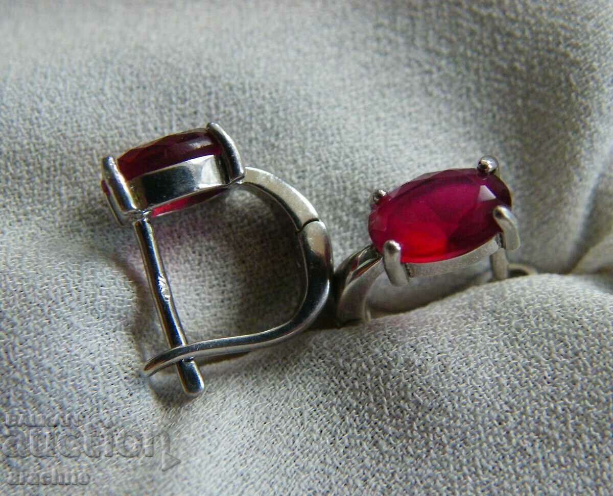 Delivery of Silver earrings with rubies Delivery of Silver earrings with rubies