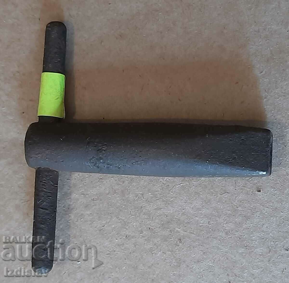 Old tool 2 with price 20.00 BGN | € 10.23 Old tool 2 with price 20.00 BGN | € 10.23