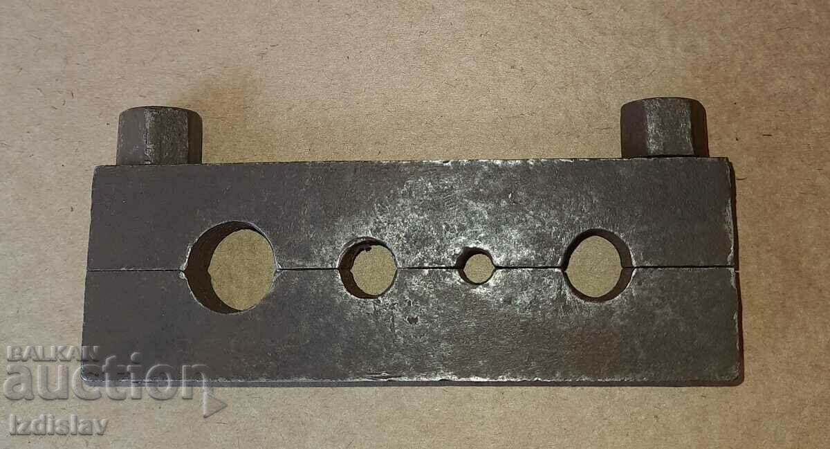 Old tool 4 Old tool 4