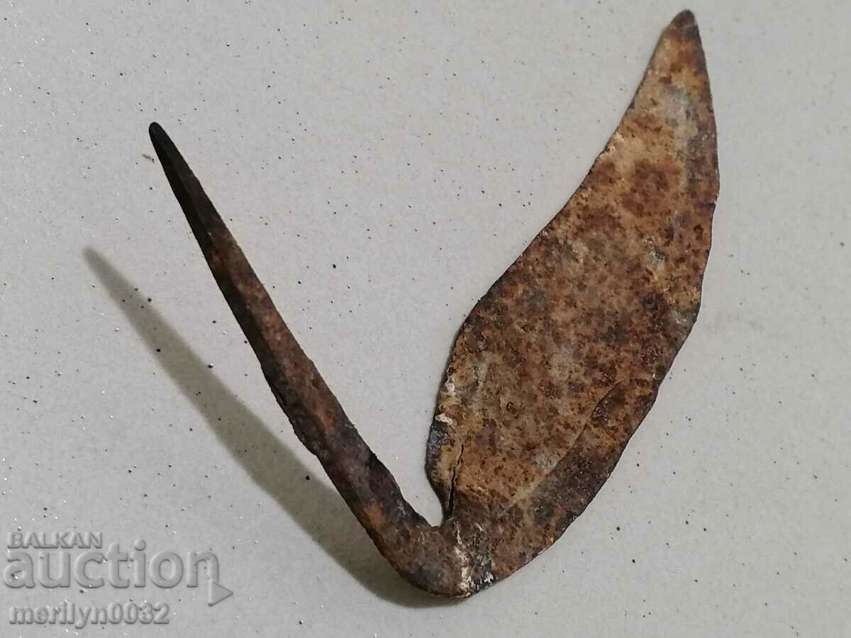 Koser primitive wrought iron, old tool with price 39.00 BGN | € 19.94 Koser primitive wrought iron, old tool with price 39.00 BGN | € 19.94