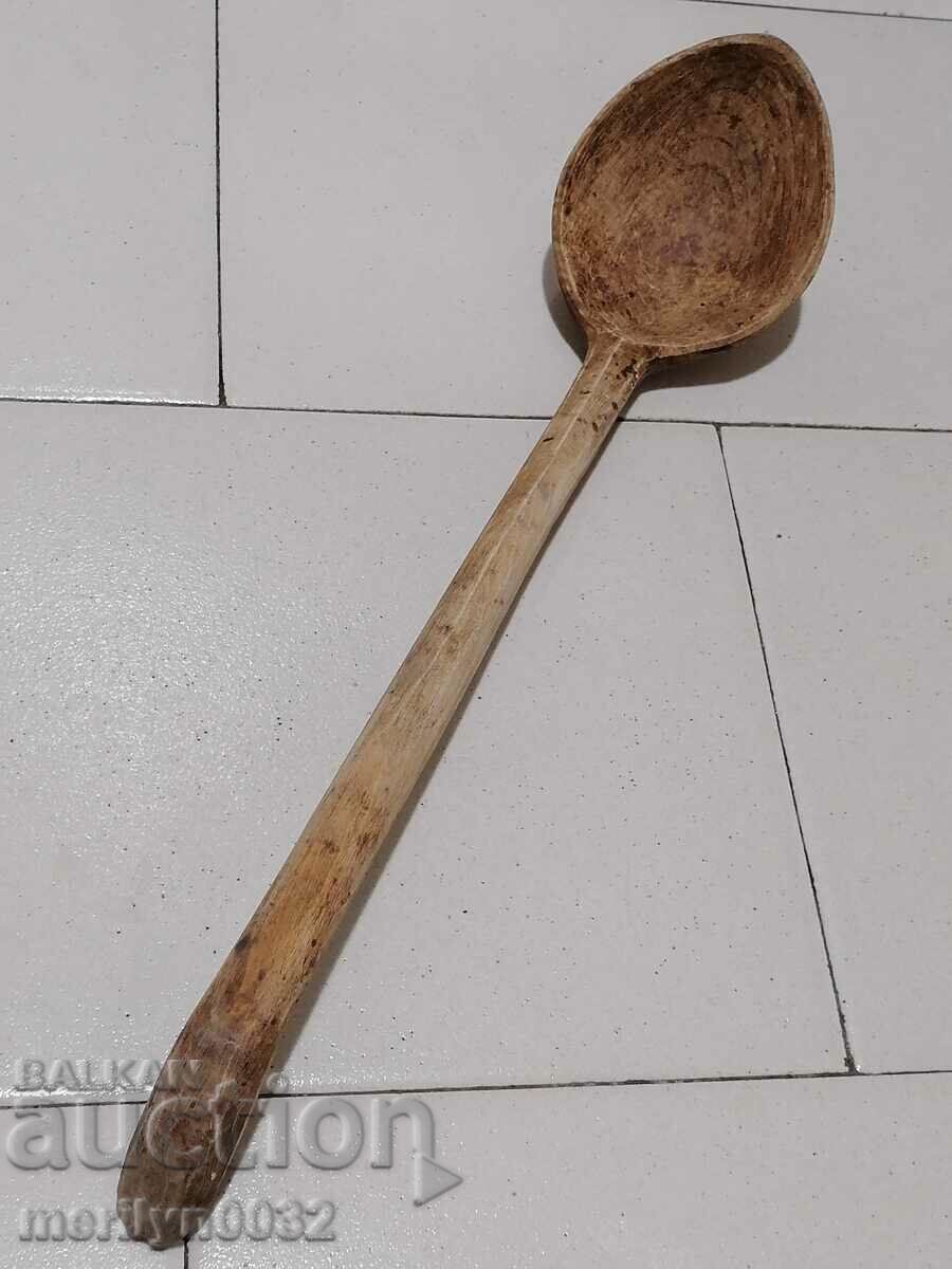 lingura de lemn vechi, din lemn, cu preț 34.00 BGN | € 17.38