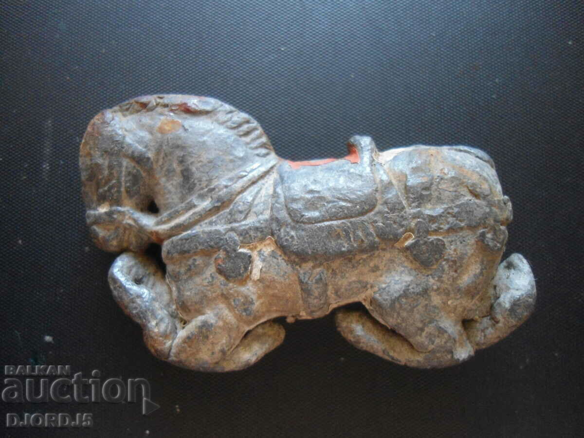 Lead figurine, horse