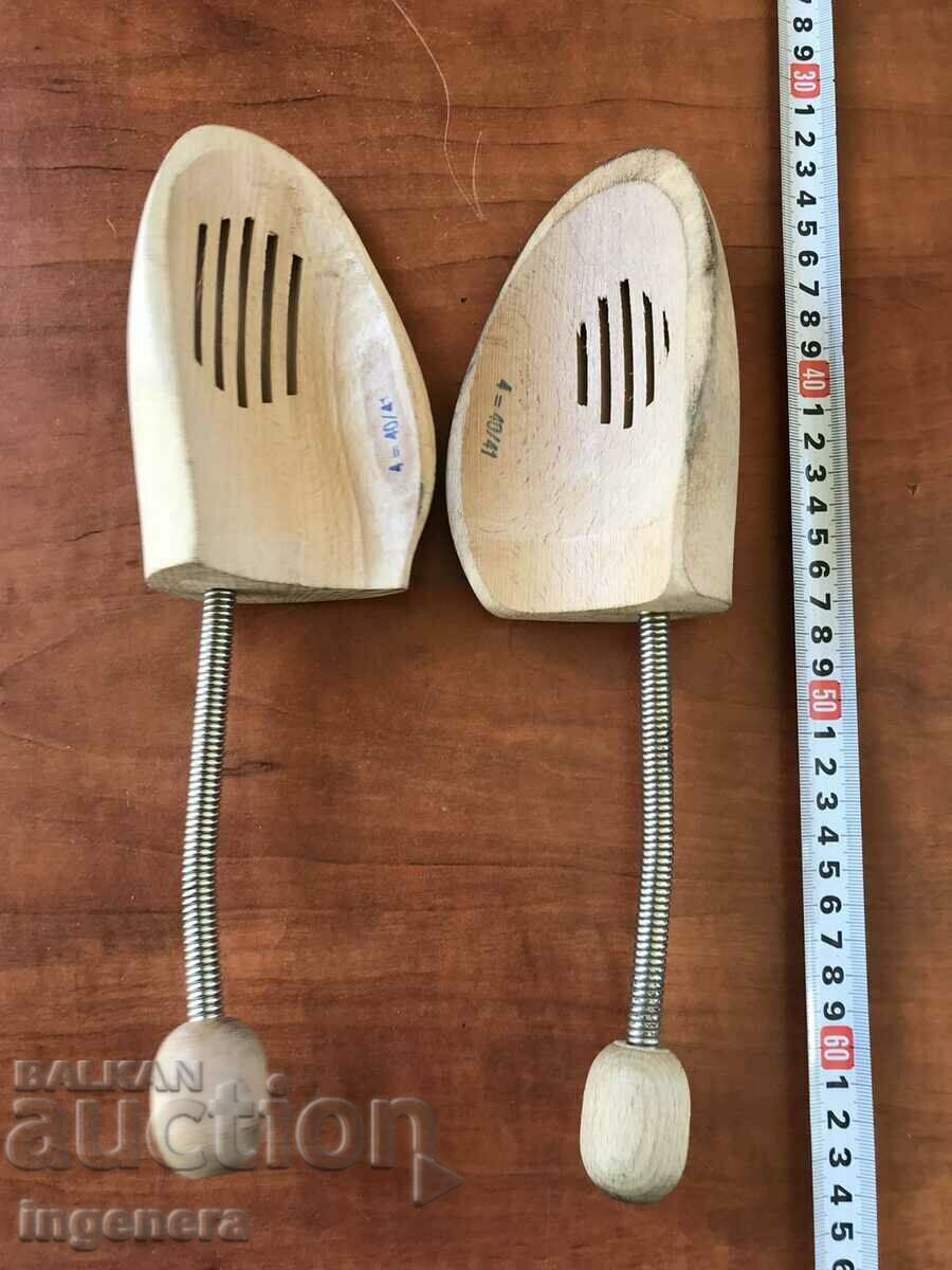 Auction MOLD SHOE MOLDS WOOD BRANDED TENSIONERS STRETCHERS Auction MOLD SHOE MOLDS WOOD BRANDED TENSIONERS STRETCHERS