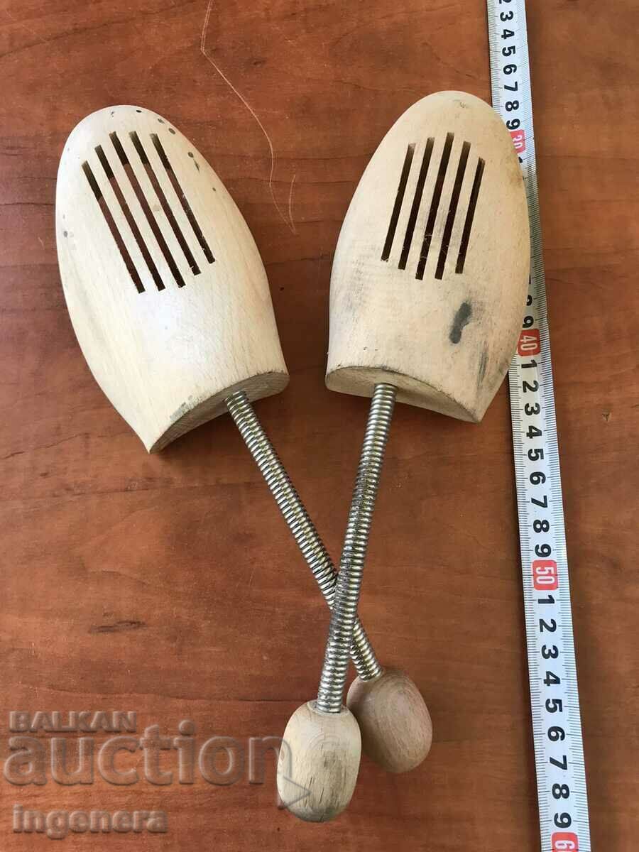 Delivery of MOLD SHOE MOLDS WOOD BRANDED TENSIONERS STRETCHERS Delivery of MOLD SHOE MOLDS WOOD BRANDED TENSIONERS STRETCHERS