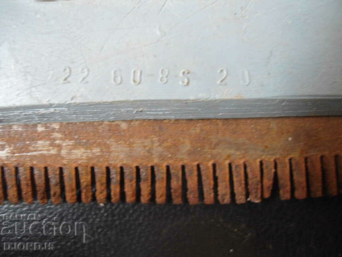 Auction Old tool Auction Old tool