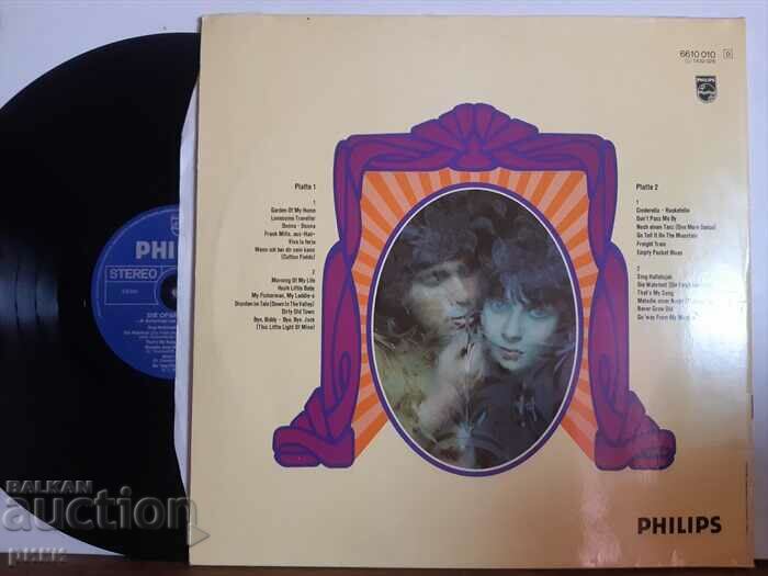 Esther & Abi Ofarim – Die Ofarim-Story - 2LP with price 19.00 BGN | € 9.71 Esther & Abi Ofarim – Die Ofarim-Story - 2LP with price 19.00 BGN | € 9.71