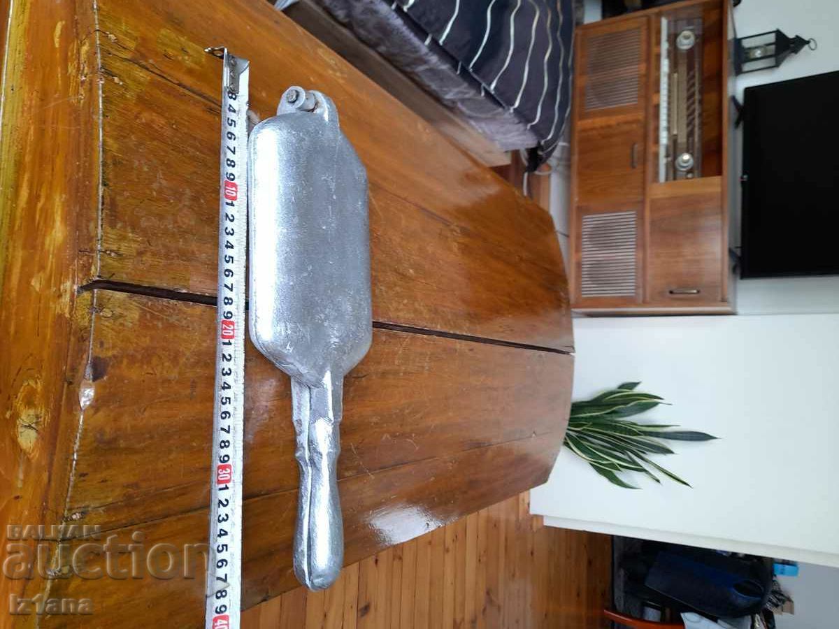 Delivery of Old device for baking sweets, Nuts Delivery of Old device for baking sweets, Nuts