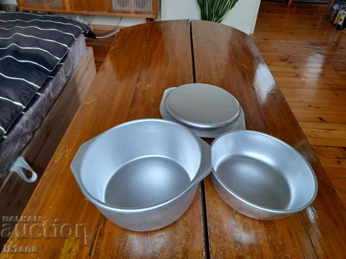 Mâncăruri vechi militare cu preț 33.00 BGN | € 16.87