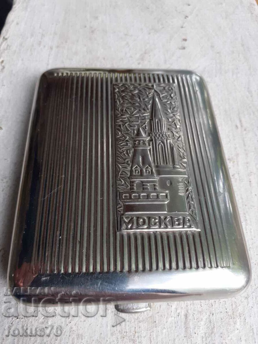 Old Russian snuffbox Moscow in mint condition with price 69.00 BGN | € 35.28 Old Russian snuffbox Moscow in mint condition with price 69.00 BGN | € 35.28
