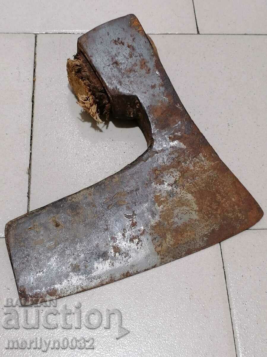 Old ax ax Large saber blade without sap with price 89.00 BGN | € 45.50 Old ax ax Large saber blade without sap with price 89.00 BGN | € 45.50