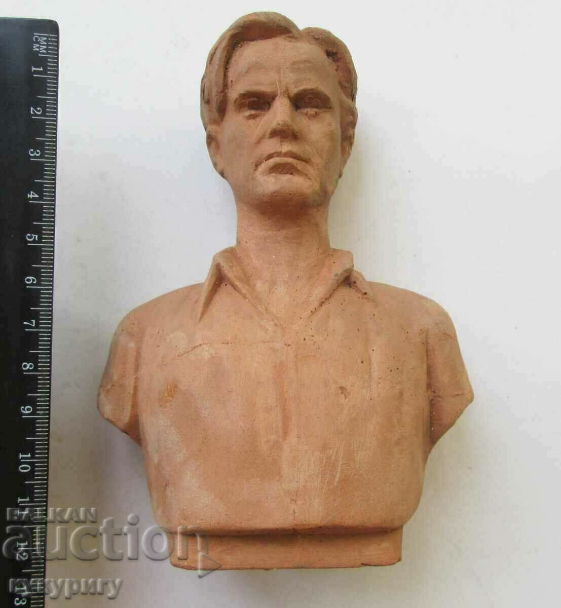 Auction  Old master ceramic bust Vaptsarov statuette figure