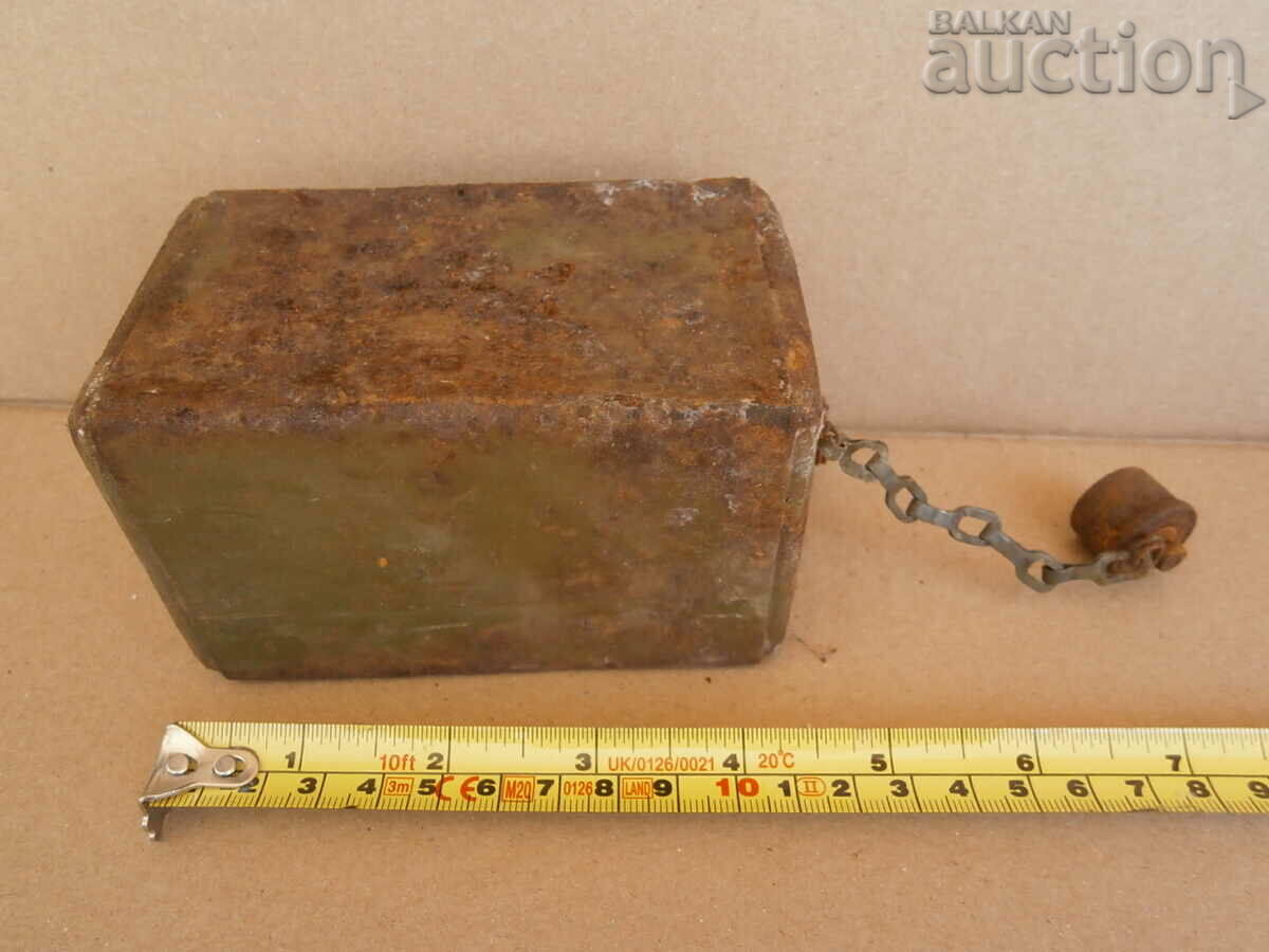 Доставка на кутия за сназка тубичка от зип на картечница Максим СССР Доставка на кутия за сназка тубичка от зип на картечница Максим СССР