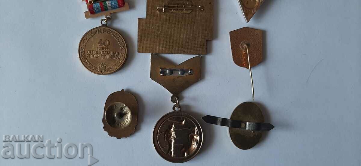 Collected lot of badges, military signs - 6 Collected lot of badges, military signs - 6