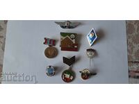 Collected lot of badges, military signs