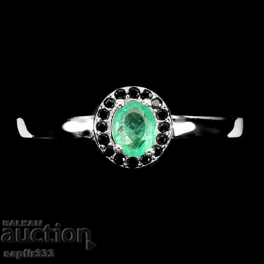 EXQUISITE DESIGNER RING WITH NATURAL EMERALD AND SPINEL