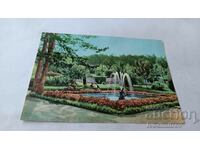 Пощенска картичка Велинград Кът от парка 1960