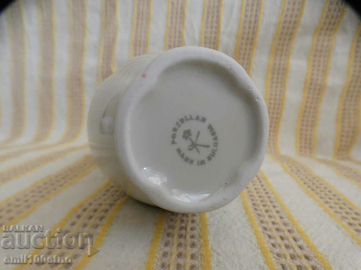 Small beautiful jug, old Bulgarian porcelain Kitka Novi Pazar - 6