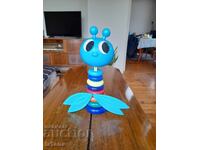 O jucărie veche pentru copii