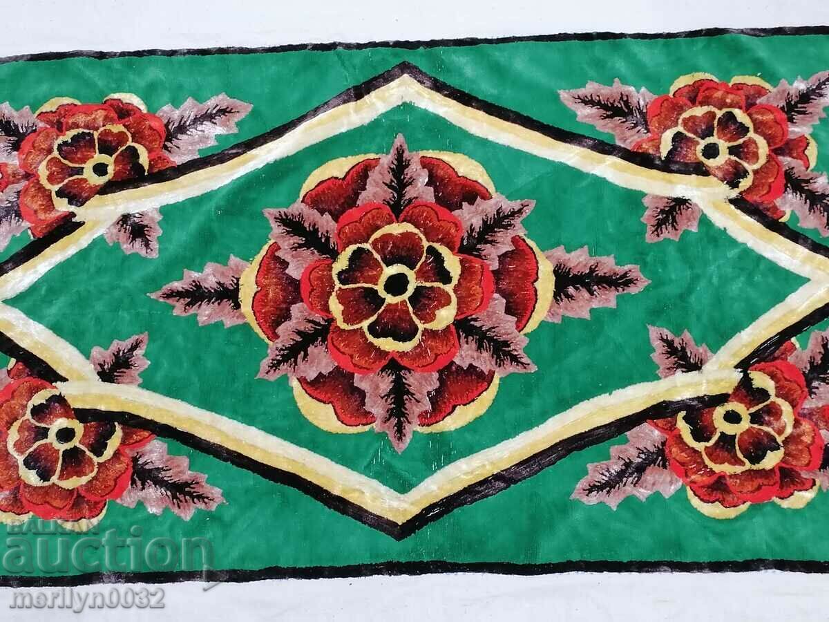 Old tapestry for wall embroidery panel, carpet picture with price 89.00 BGN | € 45.50 Old tapestry for wall embroidery panel, carpet picture with price 89.00 BGN | € 45.50