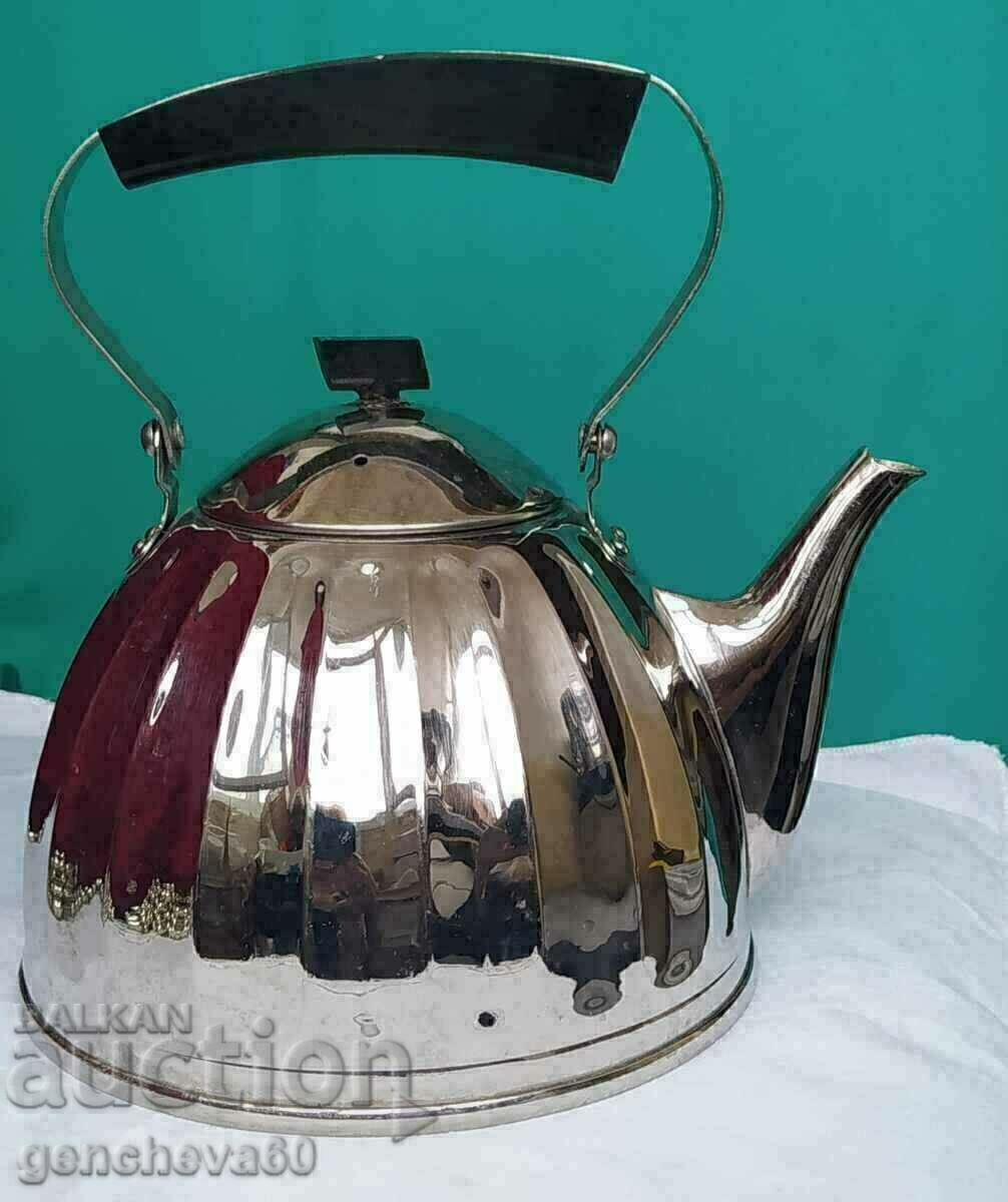 Παράδοση Ρωσική χρωμιωμένη ορειχάλκινη κανάτα, τσαγιέρα Παράδοση Ρωσική χρωμιωμένη ορειχάλκινη κανάτα, τσαγιέρα