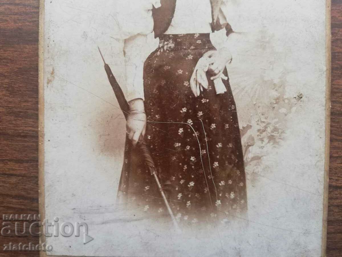 Delivery of Old cardboard photo - atelier Vladikov Delivery of Old cardboard photo - atelier Vladikov