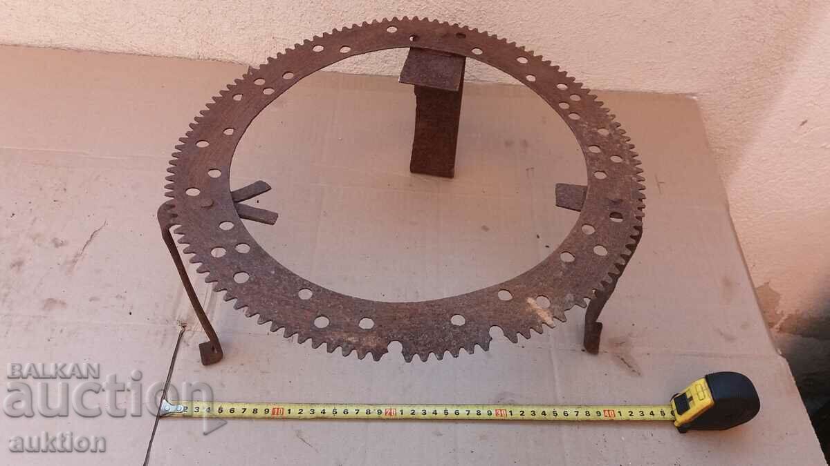 OLD MASSIVE PIROSTIA with price 8.99 BGN | € 4.60 OLD MASSIVE PIROSTIA with price 8.99 BGN | € 4.60