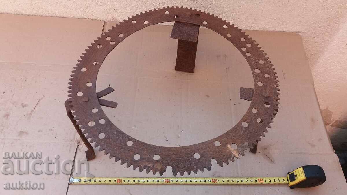 Auction OLD MASSIVE PIROSTIA Auction OLD MASSIVE PIROSTIA