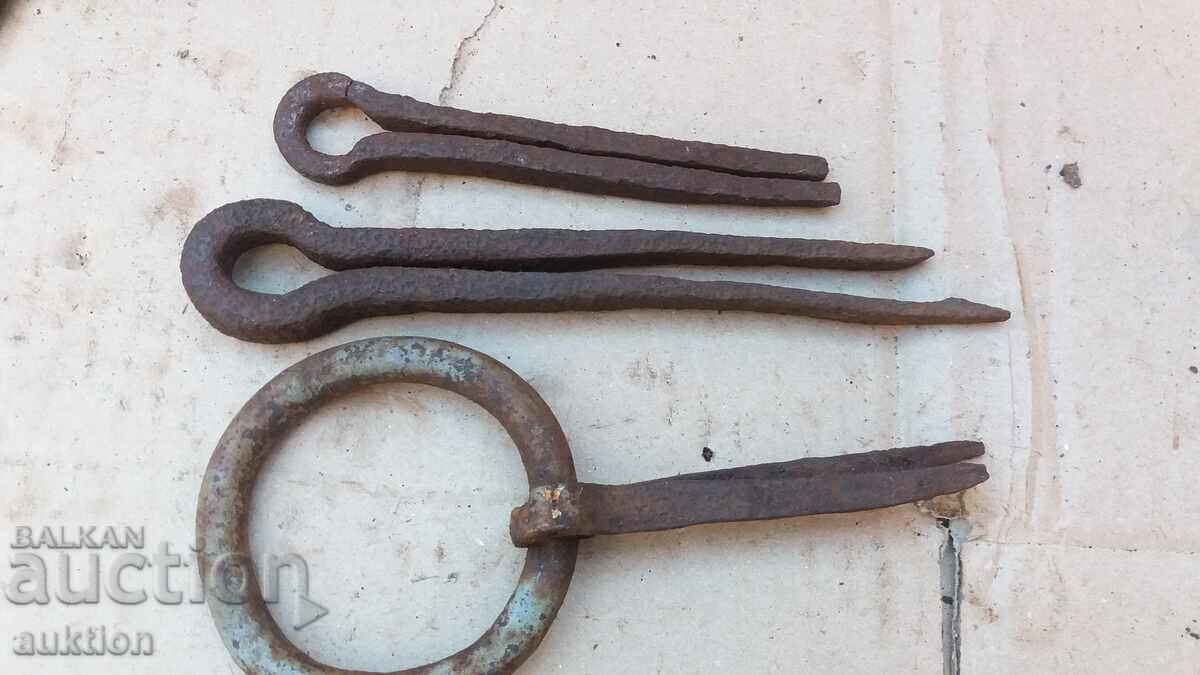 FORGED DOOR HINGES with price 2.49 BGN | € 1.27 FORGED DOOR HINGES with price 2.49 BGN | € 1.27