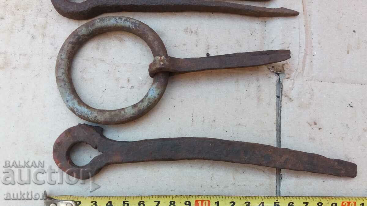 Auction FORGED DOOR HINGES Auction FORGED DOOR HINGES
