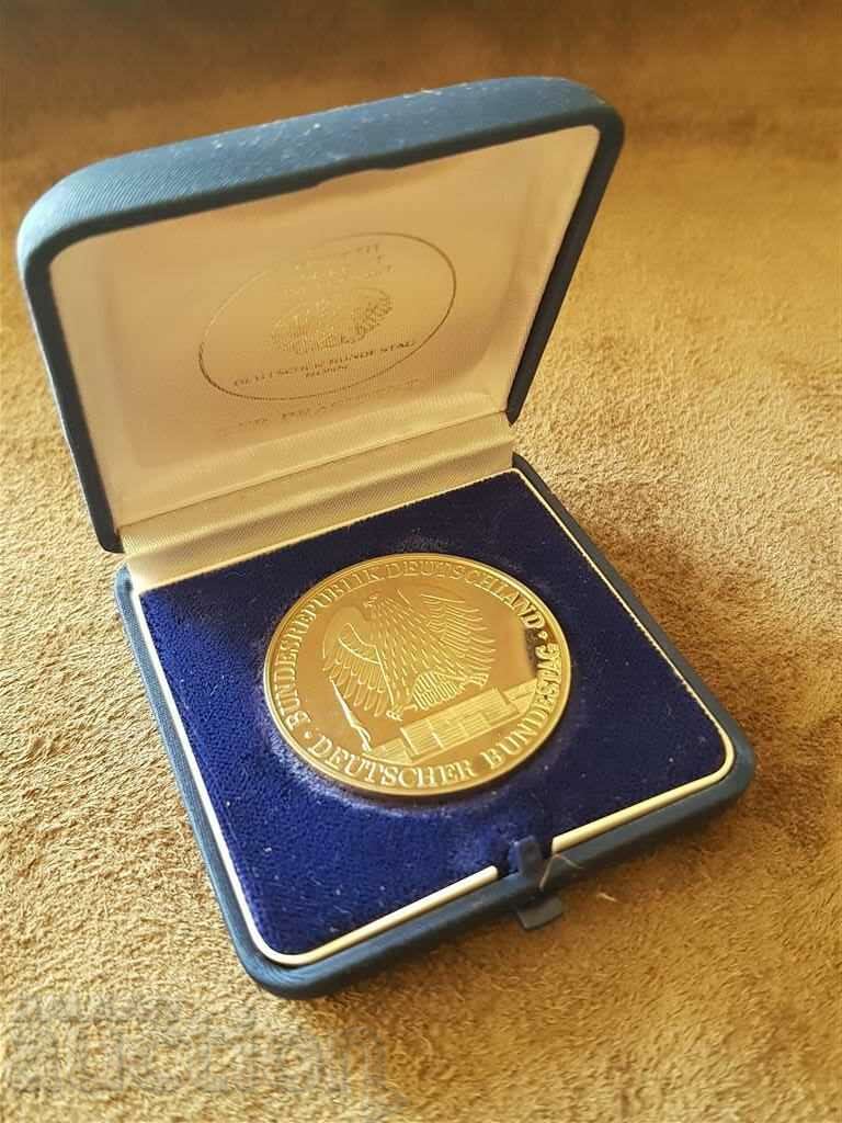 Γερμανικό ασημένιο νόμισμα μετάλλιο Ομοσπονδιακής Δημοκρατίας της Γερμανίας με τιμή 150.00 BGN | € 76.69