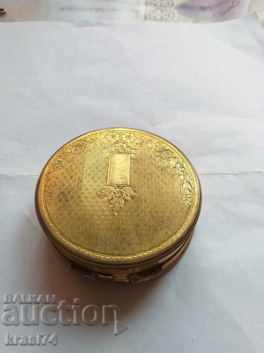 Gold-plated powder