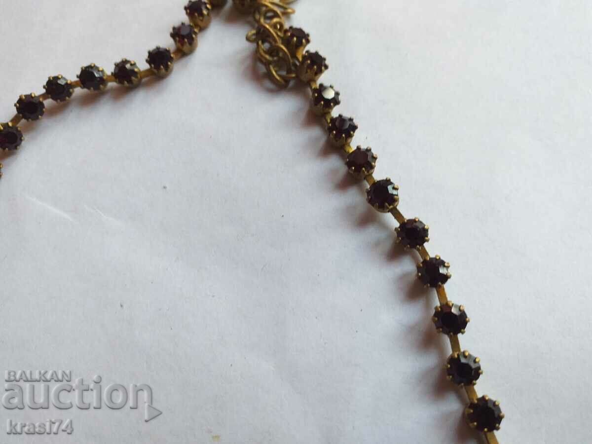 Auction Old necklace Auction Old necklace